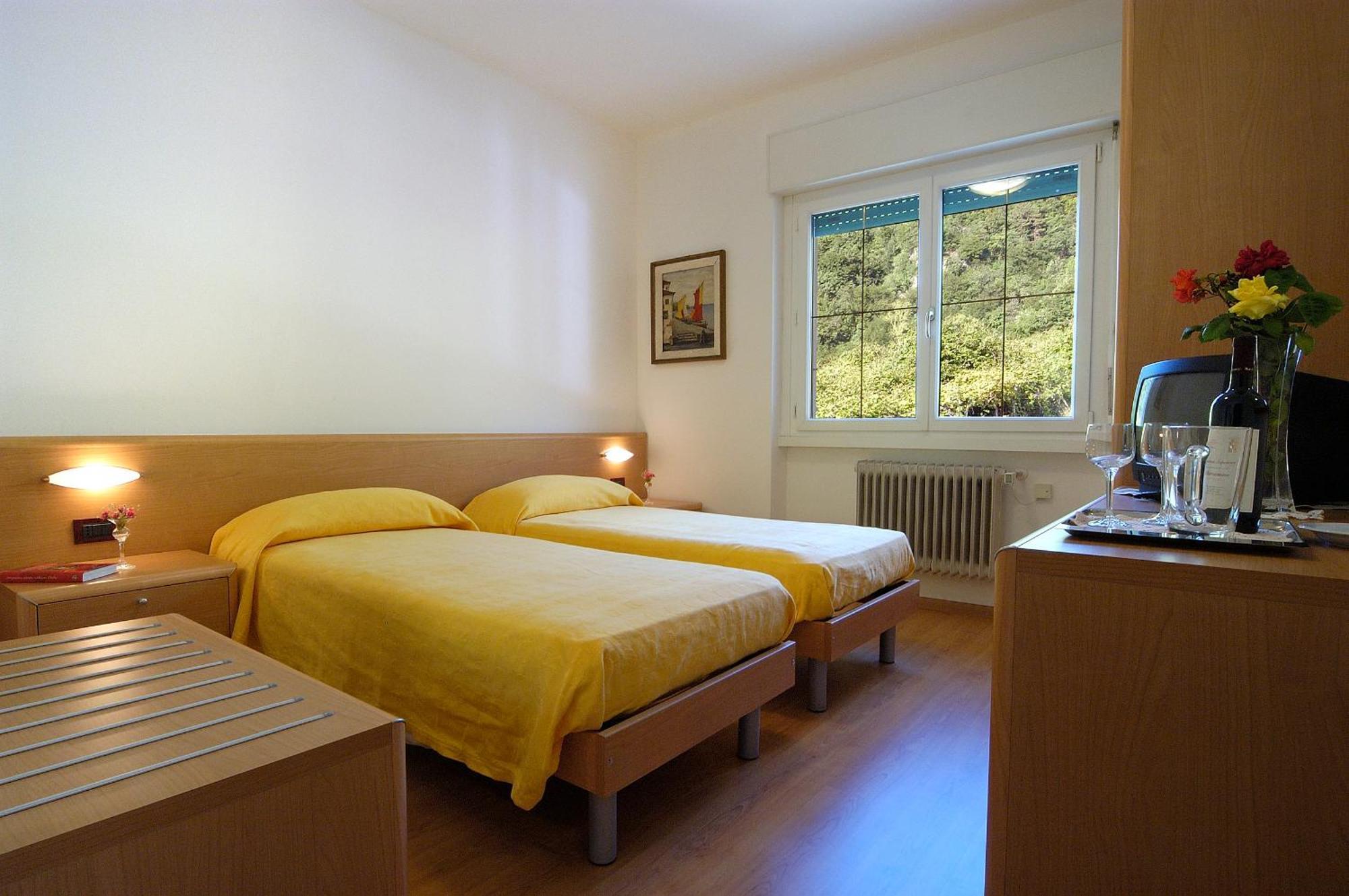 Hotel Karinhall Тренто Екстериор снимка